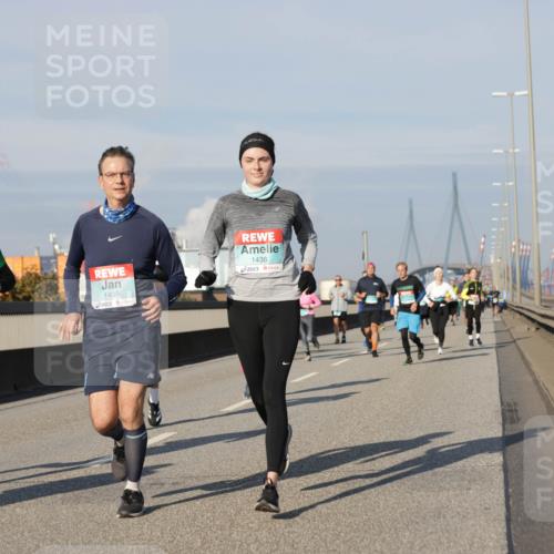03.10.2025 - Köhlbrandbrückenlauf Jannik Wohlers http://msf.ph/oto/9085563 03.10.2025 09:56:53 Position 3 1439, 1438 meine-sportfotos.de