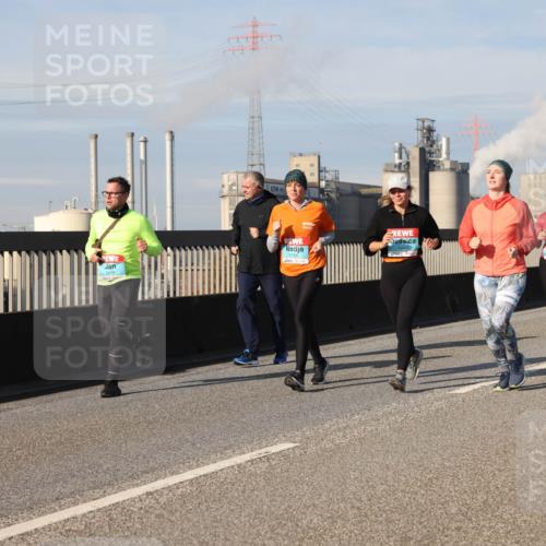 03.10.2025 - Köhlbrandbrückenlauf Lena Gebhardt http://msf.ph/oto/9085588 03.10.2025 10:05:36 Position 2 2618 meine-sportfotos.de