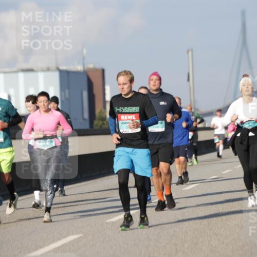 03.10.2025 - Köhlbrandbrückenlauf Jannik Wohlers http://msf.ph/oto/9085594 03.10.2025 09:56:56 Position 3 3549, 3146 meine-sportfotos.de
