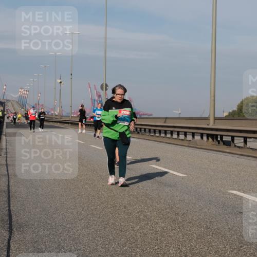 03.10.2025 - Köhlbrandbrückenlauf Fabian Wolf http://msf.ph/oto/9085665 03.10.2025 10:20:31 Position 3  meine-sportfotos.de