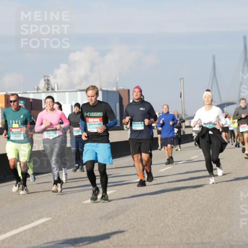 03.10.2025 - Köhlbrandbrückenlauf Jannik Wohlers http://msf.ph/oto/9085684 03.10.2025 09:56:57 Position 3 3150 meine-sportfotos.de