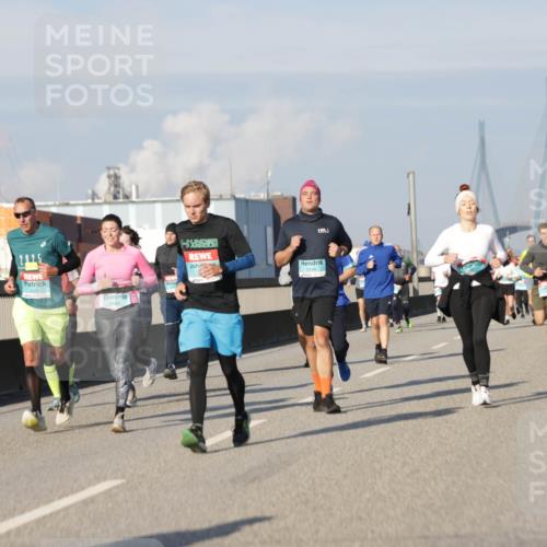 03.10.2025 - Köhlbrandbrückenlauf Jannik Wohlers http://msf.ph/oto/9085697 03.10.2025 09:56:58 Position 3  meine-sportfotos.de