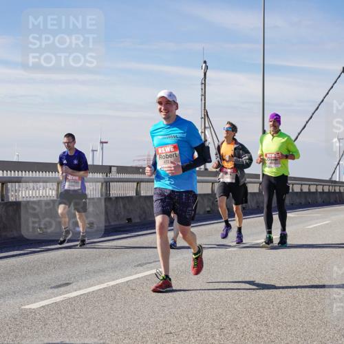 03.10.2025 - Köhlbrandbrückenlauf Michael Burmester http://msf.ph/oto/9085699 03.10.2025 12:43:15 Position 2 472 meine-sportfotos.de