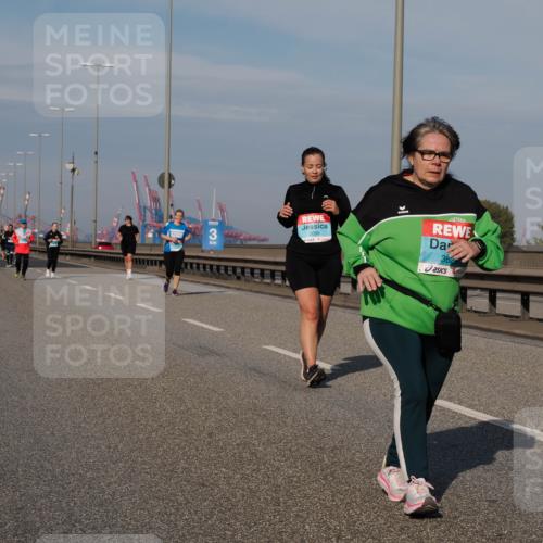 03.10.2025 - Köhlbrandbrückenlauf Fabian Wolf http://msf.ph/oto/9085758 03.10.2025 10:20:33 Position 3 3098, 362 meine-sportfotos.de