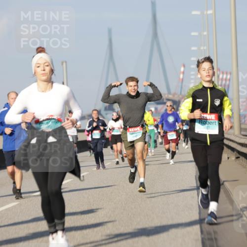 03.10.2025 - Köhlbrandbrückenlauf Jannik Wohlers http://msf.ph/oto/9085786 03.10.2025 09:57:00 Position 3 3162 meine-sportfotos.de