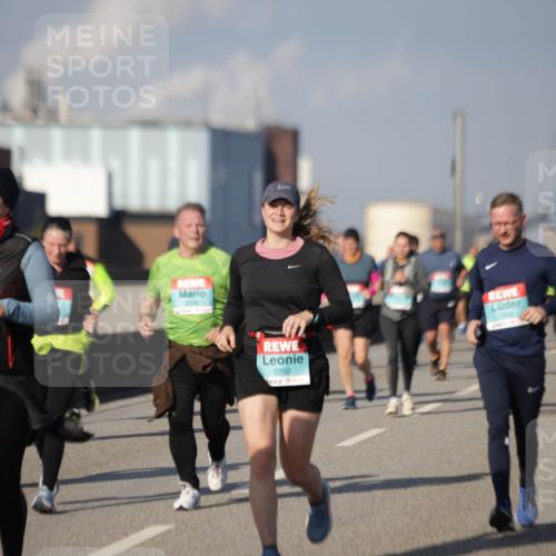 03.10.2025 - Köhlbrandbrückenlauf Jannik Wohlers http://msf.ph/oto/9085787 03.10.2025 10:07:35 Position 3 2050, 2509 meine-sportfotos.de