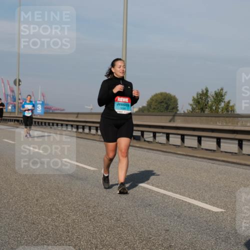 03.10.2025 - Köhlbrandbrückenlauf Fabian Wolf http://msf.ph/oto/9085791 03.10.2025 10:20:34 Position 3 3, 3098 meine-sportfotos.de