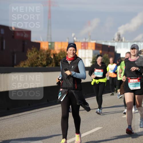 03.10.2025 - Köhlbrandbrückenlauf Jannik Wohlers http://msf.ph/oto/9085839 03.10.2025 10:07:37 Position 3 2050 meine-sportfotos.de