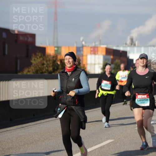 03.10.2025 - Köhlbrandbrückenlauf Jannik Wohlers http://msf.ph/oto/9085861 03.10.2025 10:07:37 Position 3 2050 meine-sportfotos.de