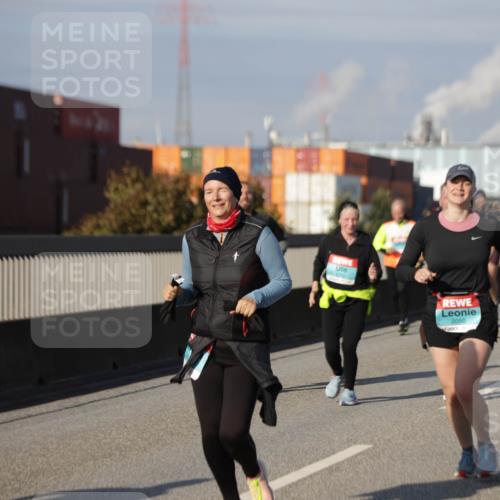 03.10.2025 - Köhlbrandbrückenlauf Jannik Wohlers http://msf.ph/oto/9085867 03.10.2025 10:07:37 Position 3 2050 meine-sportfotos.de