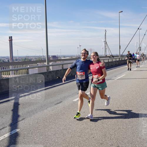 03.10.2025 - Köhlbrandbrückenlauf Michael Burmester http://msf.ph/oto/9085905 03.10.2025 12:43:24 Position 2  meine-sportfotos.de