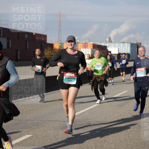 03.10.2025 - Köhlbrandbrückenlauf Jannik Wohlers http://msf.ph/oto/9085922 03.10.2025 10:07:39 Position 3 2050, 2509 meine-sportfotos.de