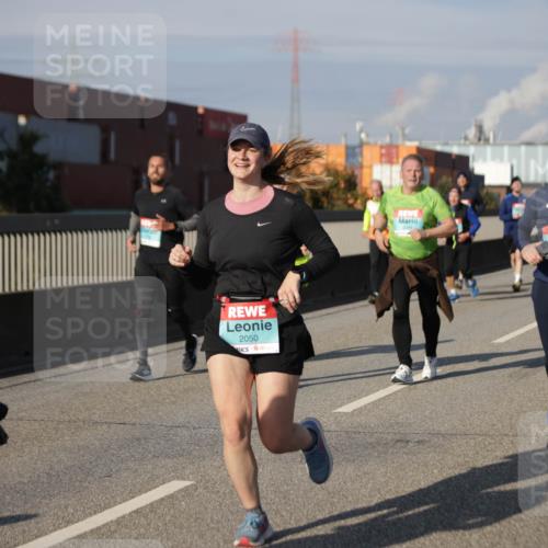 03.10.2025 - Köhlbrandbrückenlauf Jannik Wohlers http://msf.ph/oto/9085971 03.10.2025 10:07:39 Position 3 2050, 2509 meine-sportfotos.de