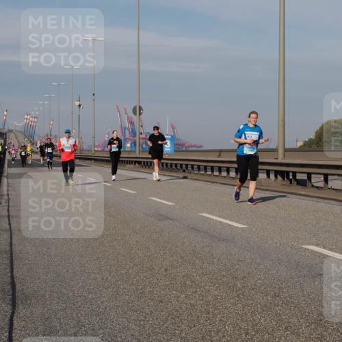 03.10.2025 - Köhlbrandbrückenlauf Fabian Wolf http://msf.ph/oto/9085987 03.10.2025 10:20:40 Position 3  meine-sportfotos.de