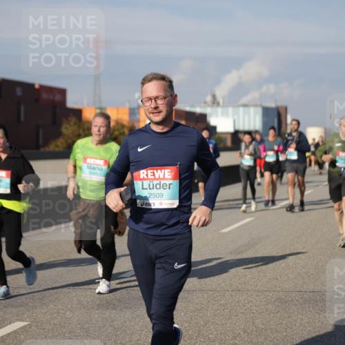 03.10.2025 - Köhlbrandbrückenlauf Jannik Wohlers http://msf.ph/oto/9086024 03.10.2025 10:07:40 Position 3 2509 meine-sportfotos.de