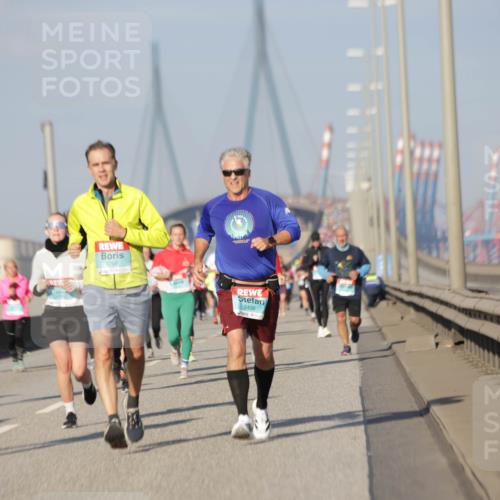 03.10.2025 - Köhlbrandbrückenlauf Jannik Wohlers http://msf.ph/oto/9086075 03.10.2025 09:57:07 Position 3 1768, 3406 meine-sportfotos.de
