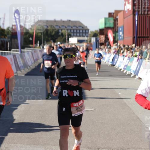 03.10.2025 - Köhlbrandbrückenlauf Jannik Wohlers http://msf.ph/oto/9086099 03.10.2025 13:18:49 Ziel 4077, 4556, 4756, 4812, 5115, 6429, 6500, 6506, 6556, 6596, 6795 meine-sportfotos.de