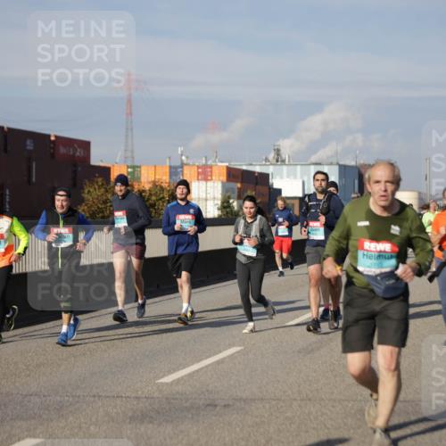 03.10.2025 - Köhlbrandbrückenlauf Jannik Wohlers http://msf.ph/oto/9086105 03.10.2025 10:07:43 Position 3 1713 meine-sportfotos.de