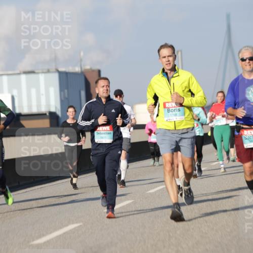 03.10.2025 - Köhlbrandbrückenlauf Jannik Wohlers http://msf.ph/oto/9086125 03.10.2025 09:57:08 Position 3 2126, 1611, 1768 meine-sportfotos.de