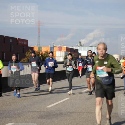 03.10.2025 - Köhlbrandbrückenlauf Jannik Wohlers http://msf.ph/oto/9086136 03.10.2025 10:07:43 Position 3 713 meine-sportfotos.de