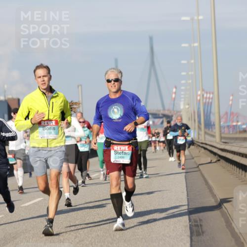03.10.2025 - Köhlbrandbrückenlauf Jannik Wohlers http://msf.ph/oto/9086159 03.10.2025 09:57:10 Position 3 1611, 1768, 3406 meine-sportfotos.de