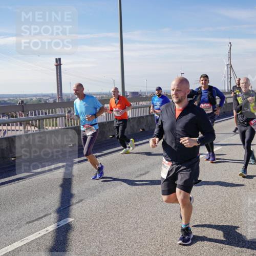03.10.2025 - Köhlbrandbrückenlauf Michael Burmester http://msf.ph/oto/9086161 03.10.2025 12:43:31 Position 2  meine-sportfotos.de