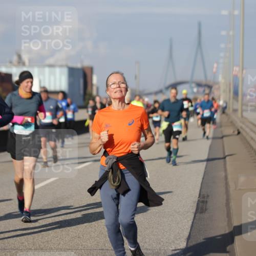 03.10.2025 - Köhlbrandbrückenlauf Jannik Wohlers http://msf.ph/oto/9086171 03.10.2025 10:07:45 Position 3  meine-sportfotos.de