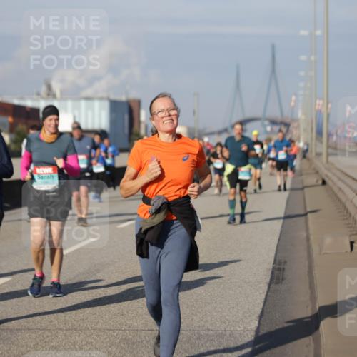 03.10.2025 - Köhlbrandbrückenlauf Jannik Wohlers http://msf.ph/oto/9086188 03.10.2025 10:07:45 Position 3 2015 meine-sportfotos.de