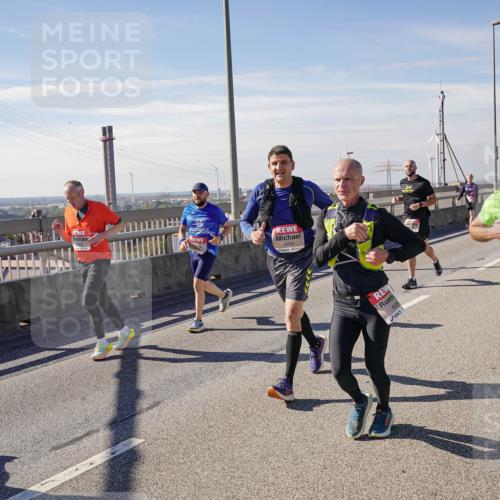 03.10.2025 - Köhlbrandbrückenlauf Michael Burmester http://msf.ph/oto/9086206 03.10.2025 12:43:32 Position 2 4659, 4454 meine-sportfotos.de