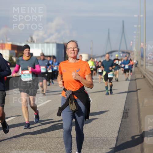 03.10.2025 - Köhlbrandbrückenlauf Jannik Wohlers http://msf.ph/oto/9086215 03.10.2025 10:07:45 Position 3 265 meine-sportfotos.de