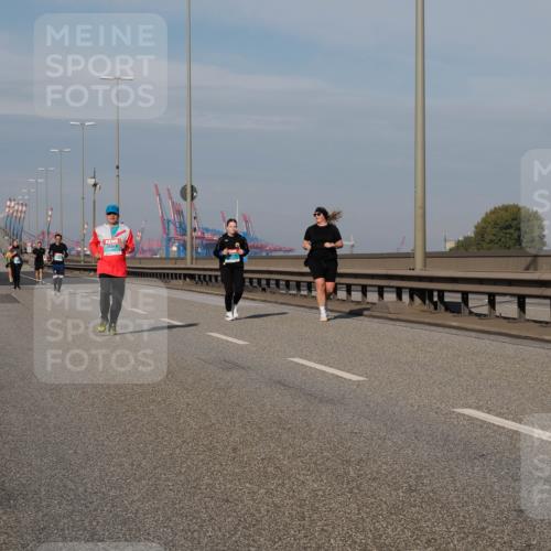 03.10.2025 - Köhlbrandbrückenlauf Fabian Wolf http://msf.ph/oto/9086223 03.10.2025 10:20:44 Position 3  meine-sportfotos.de