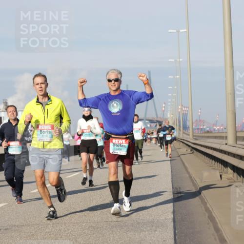 03.10.2025 - Köhlbrandbrückenlauf Jannik Wohlers http://msf.ph/oto/9086252 03.10.2025 09:57:11 Position 3 1768, 3406 meine-sportfotos.de