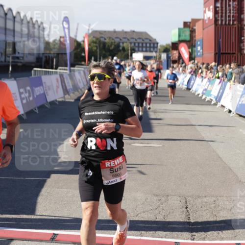 03.10.2025 - Köhlbrandbrückenlauf Jannik Wohlers http://msf.ph/oto/9086264 03.10.2025 13:18:50 Ziel 4077, 4556, 4756, 4812, 4889, 5115, 5974, 6429, 6500, 6506, 6556, 6596, 6795 meine-sportfotos.de