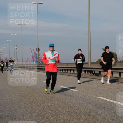 03.10.2025 - Köhlbrandbrückenlauf Fabian Wolf http://msf.ph/oto/9086302 03.10.2025 10:20:48 Position 3 2306 meine-sportfotos.de