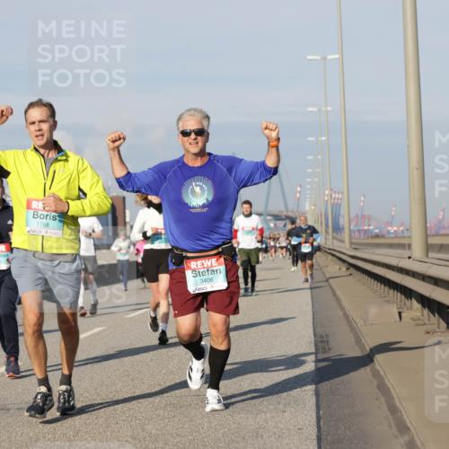 03.10.2025 - Köhlbrandbrückenlauf Jannik Wohlers http://msf.ph/oto/9086313 03.10.2025 09:57:11 Position 3 1611, 1768, 3406 meine-sportfotos.de