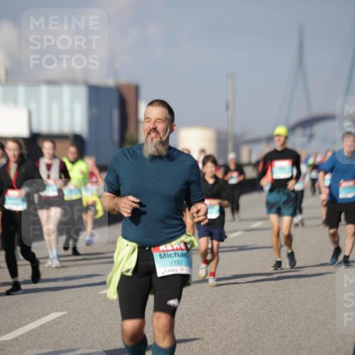 03.10.2025 - Köhlbrandbrückenlauf Jannik Wohlers http://msf.ph/oto/9086326 03.10.2025 10:07:50 Position 3 1727 meine-sportfotos.de