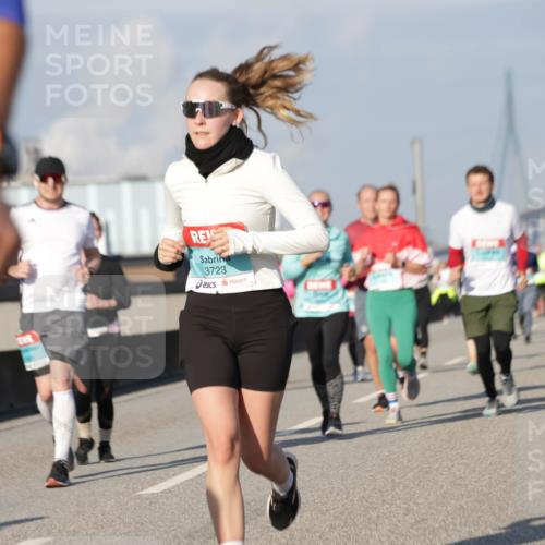 03.10.2025 - Köhlbrandbrückenlauf Jannik Wohlers http://msf.ph/oto/9086339 03.10.2025 09:57:13 Position 3 3723 meine-sportfotos.de