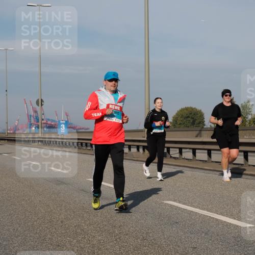 03.10.2025 - Köhlbrandbrückenlauf Fabian Wolf http://msf.ph/oto/9086366 03.10.2025 10:20:49 Position 3 2306 meine-sportfotos.de