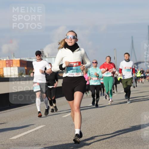 03.10.2025 - Köhlbrandbrückenlauf Jannik Wohlers http://msf.ph/oto/9086369 03.10.2025 09:57:13 Position 3 3723 meine-sportfotos.de