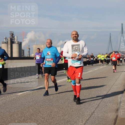03.10.2025 - Köhlbrandbrückenlauf Lena Gebhardt http://msf.ph/oto/9086389 03.10.2025 10:05:59 Position 2 3447, 1887 meine-sportfotos.de