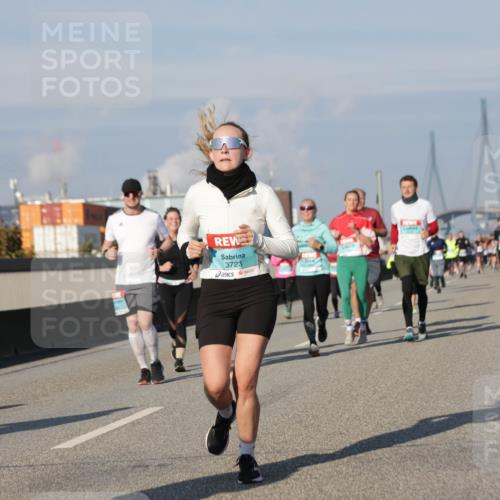 03.10.2025 - Köhlbrandbrückenlauf Jannik Wohlers http://msf.ph/oto/9086393 03.10.2025 09:57:14 Position 3 3723 meine-sportfotos.de