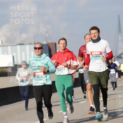 03.10.2025 - Köhlbrandbrückenlauf Jannik Wohlers http://msf.ph/oto/9086416 03.10.2025 09:57:15 Position 3 1514, 1206, 3208 meine-sportfotos.de
