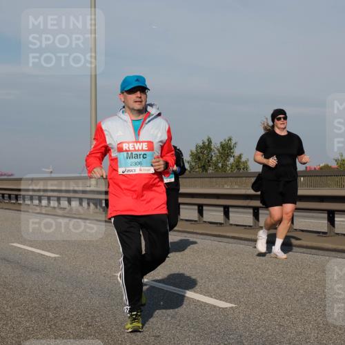 03.10.2025 - Köhlbrandbrückenlauf Fabian Wolf http://msf.ph/oto/9086457 03.10.2025 10:20:51 Position 3 3, 2306 meine-sportfotos.de