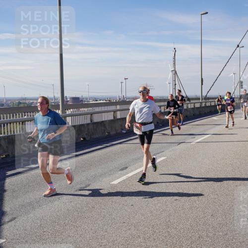 03.10.2025 - Köhlbrandbrückenlauf Michael Burmester http://msf.ph/oto/9086467 03.10.2025 12:43:41 Position 2  meine-sportfotos.de