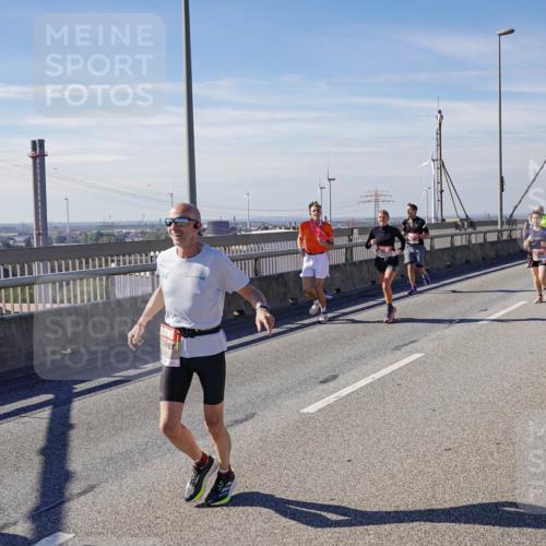 03.10.2025 - Köhlbrandbrückenlauf Michael Burmester http://msf.ph/oto/9086482 03.10.2025 12:43:42 Position 2  meine-sportfotos.de