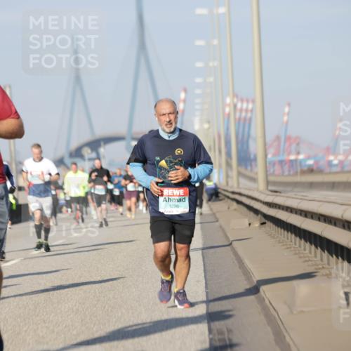 03.10.2025 - Köhlbrandbrückenlauf Jannik Wohlers http://msf.ph/oto/9086488 03.10.2025 09:57:17 Position 3 1296 meine-sportfotos.de
