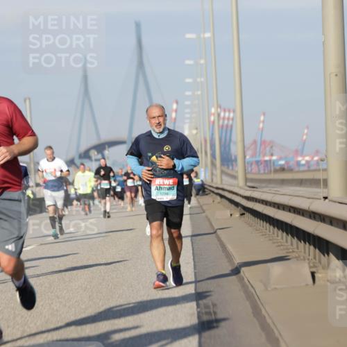 03.10.2025 - Köhlbrandbrückenlauf Jannik Wohlers http://msf.ph/oto/9086503 03.10.2025 09:57:18 Position 3 1296 meine-sportfotos.de