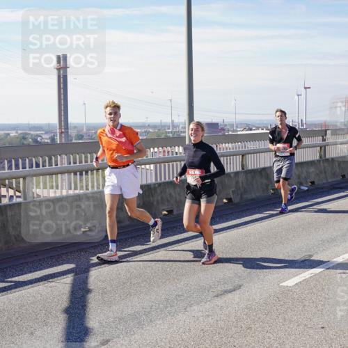 03.10.2025 - Köhlbrandbrückenlauf Michael Burmester http://msf.ph/oto/9086527 03.10.2025 12:43:44 Position 2  meine-sportfotos.de
