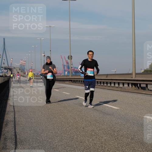 03.10.2025 - Köhlbrandbrückenlauf Fabian Wolf http://msf.ph/oto/9086541 03.10.2025 10:21:01 Position 3 7 meine-sportfotos.de