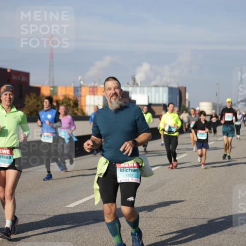 03.10.2025 - Köhlbrandbrückenlauf Jannik Wohlers http://msf.ph/oto/9086543 03.10.2025 10:07:52 Position 3 1726, 1727 meine-sportfotos.de